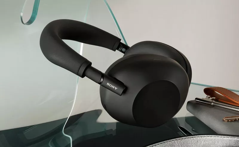 Sony WH-1000XM6 vs. WH-1000XM5: which should you buy?